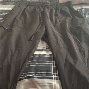 Black scrub pants size L